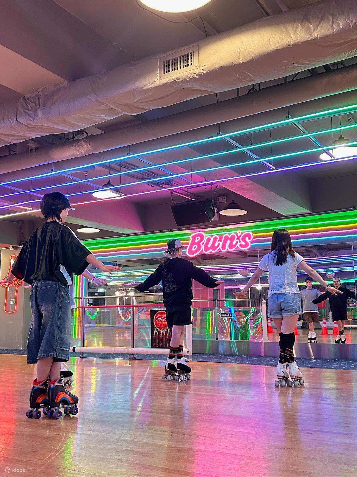 Bun's 2020 ประสบการณ์สเก็ตอินไลน์สไตล์เรโทรในร่ม｜ไล่จือ角｜ไคว่ชุง